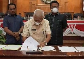 Bupati Asahan Sampaikan Penyampaian Pendapat Akhir Fraksi DPRD Kabupaten Asahan Terhadap Ranperda 