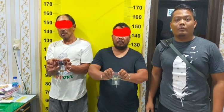 Dua Pengedar Sabu Ditangkap Personel Polsek Simpang Empat