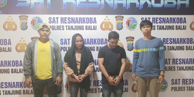 Ibu dan Anak di Tanjungbajai Kompak Jual Sabu