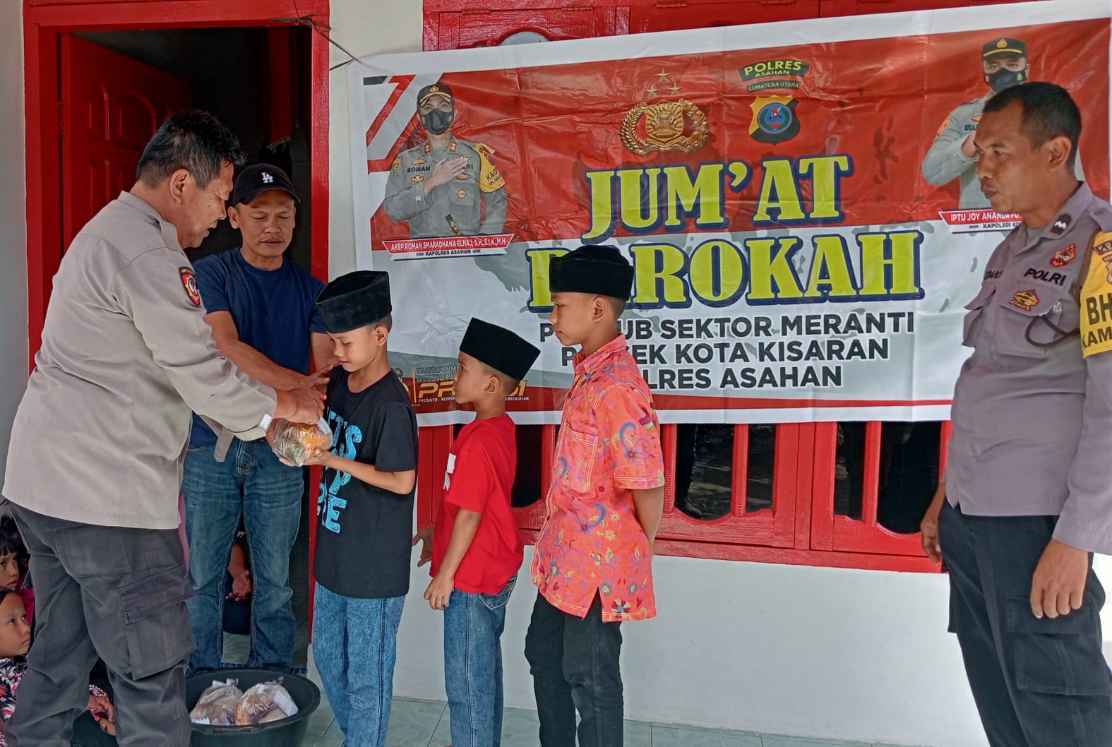 Kaposiyan Meranti Berbagi ke anak Yatim dan Kaum Duafa