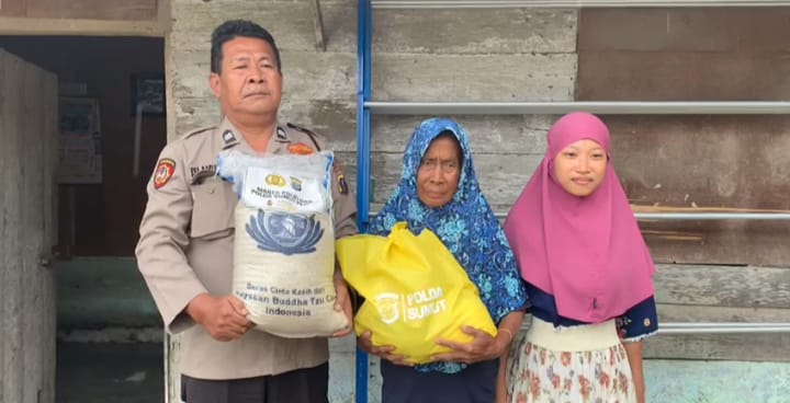 Kaposiyan Meranti Asahan Salurkan Bantuan Dari Kapolri dan Kapolda Sumut