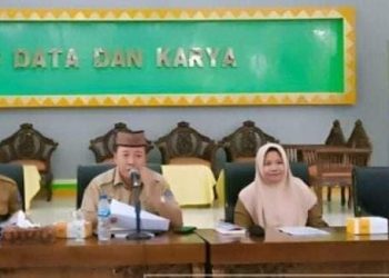 Asisten II Ekonomi dan Pembangunan Sekdakab Labuhanbatu Ikramsyah Putra Nasution.