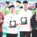 Bupati Labuhanbatu H Erik Adtrada Ritonga berfoto bersama dengan Wakil Gubernur Sumatera Utara Musa Rajekshah, Wakil Bupati Labuhanbatu dan Rektor Univa Labuhanbatu Basyarul Ulya.