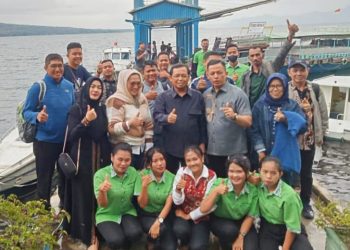Ketua DPC Demokrat Asahan Lela Sari Puji dan Apresiasi Herman Khaeron Saat Reses Ke Toba Samosir