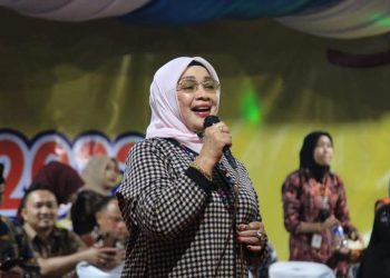 Wakil Bupati Labuhanbatu Hj Ellya Rosa Siregar saat menghadiri acara tersebut. 