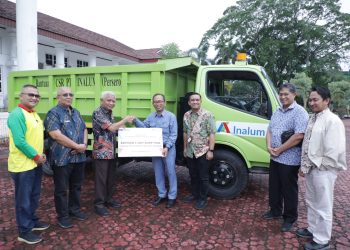 Untuk Kelola Sampah, Pemkab Asahan Peroleh Dump Truk dari PT Inalum Persero