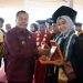 Harapan dan Pesan Bupati Asahan Dalam Prosesi Wisuda Sarjana Angkatan XXX UNA