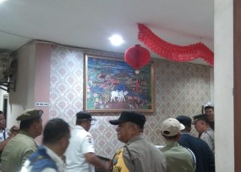 Tim Gabungan Camat, Satpol PP dan Polsek Kota Kisaran Sweeping Hotel