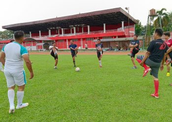 para pemain wartawan Asahan FC yang semua anggota merupakan wartawan