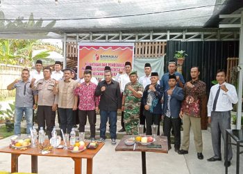 Camat Meranti Hadiri Pelantikan Panwaslu Tingkat Desa