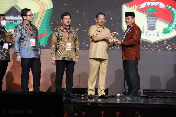 95,63 Persen Penduduknya Ber-JKN, Kota Tanjungbalai Terima Penghargaan UHC Award BPJS RI