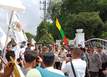 Waduh, Bupati Asahan Dituding Tak Miliki Izin dari Mendagri dan Gubsu saat ke Mekah, Turki dan Malaysia