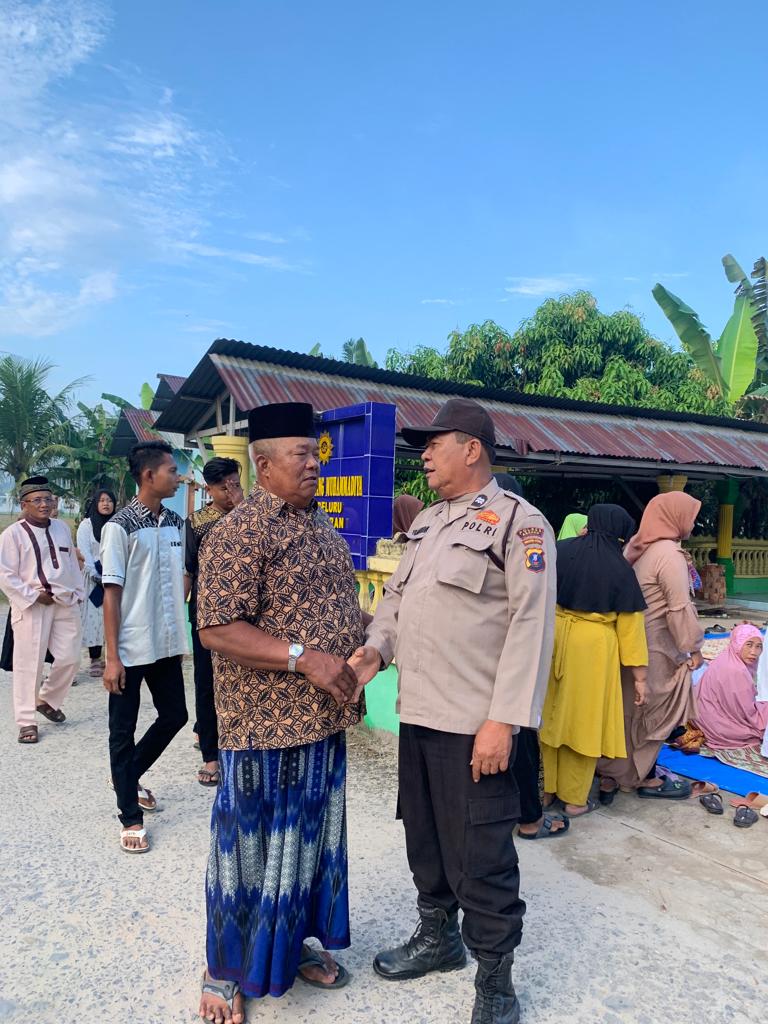 Kaposiyan Meranti Polres Asahan Amankan Sholat Aidul Fitri di Masjid Muhammadiyah