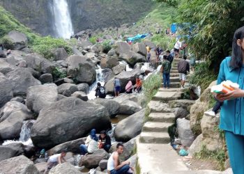 Waduh Objek Wisata Air Terjun Ponot Banyak Sampah