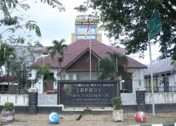 Pamdal Gantikan Satpol PP Amankan Kantoran Dewan dan Rumah Dinas Ketua DPRD Kota Tanjungbalai