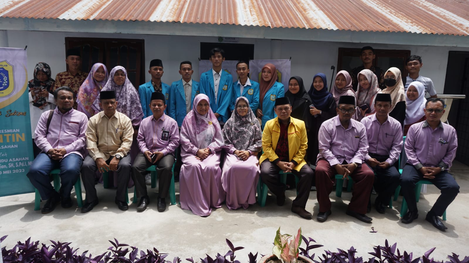 Rektor IAIDU Resmikan Kantor Warta Kampus