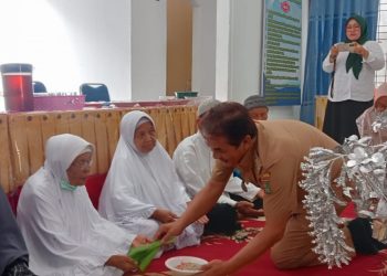  5 Calhaj Asal Meranti Asahan Diupah-upah Camat