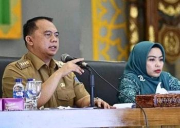 Bupati Labuhanbatu H Erik Adtrada Ritonga MKM saat memberikan sambutannya pada acara tersebut. 
