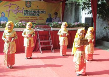 Upaya Melestarikan Budaya, Bupati Buka Festival Sinandong Asahan