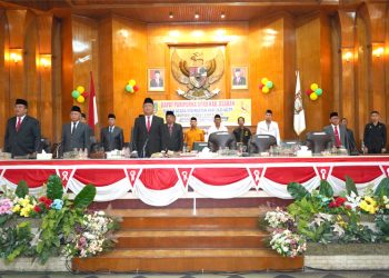 Sidang Paripurna DPRD, Bupati Asahan Ajak Masyarakat Tingkatkan Kinerja Penyelenggara Pemerintah Daerah