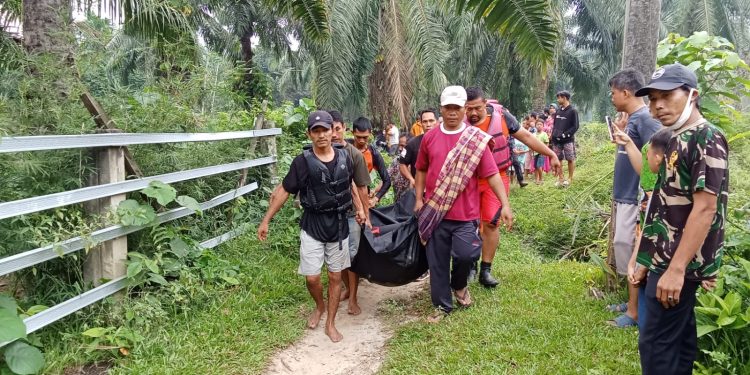 Jasad Remaja Yang Hanyut di Sungai Silau Asahan Ditemukan 