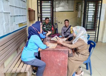 Serap Informasi, Babinsa Berkoordinasi Dengan Bhabinkamtibmas, Kepling & Warga