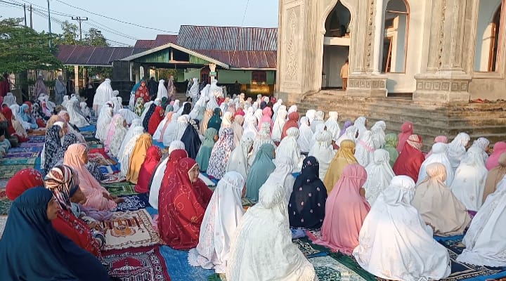 Ribuan Warga Meranti Asahan Sholat Idul Adha 1444 H di Masjid Besar Nurul Huda