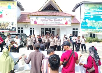 Massa Gemmako Geruduk Dinkes Asahan