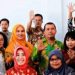 Peserta Rapat Penurunan Stunting berfoto bersama seusai acara.