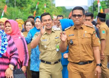 Wabup Labura, H. Samsul Tanjung dampingi Tim Evaluasi PKK Pemprovsu dalam penilaian lomba PAAR 