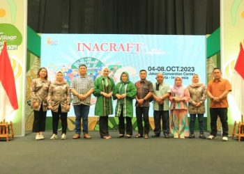 Bupati Labura Hadiri Pembukaan Pameran Inacraft 2023