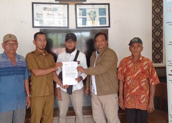 Mohon Penambahan Tiang dan Daya, Warga Desa Serdang Asahan Datangi Kantor PLN Batubara