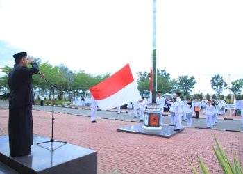 Upacara Hari Santri 2023, Bupati Hendriyanto Ajak Santri Jihad Jayakan Negeri