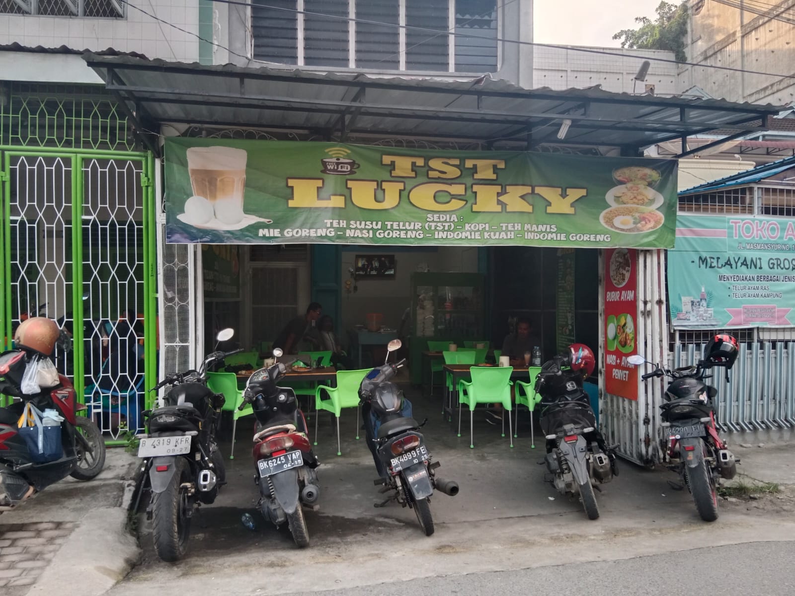 Bubur Ayam dan TST Lucky, Tempat Tongkrongan yang Cocok untuk Anak Muda di Kota Kisaran