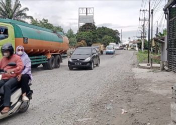 Warga Keluhkan Jalan Berdebu di Sidomukti Asahan