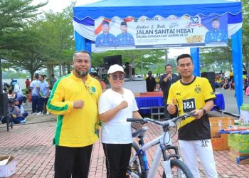 Peringati HUT ke 52 Korpri, Bupati dan ASN Labura Jalan Santai Bersama