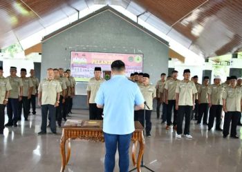 Bupati Labura Lantik Pengurus FKDM