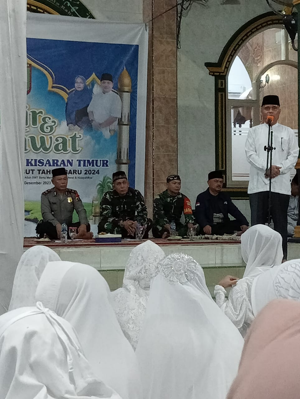 Camat Kisaran Timur dan Penyuluh Agama Islam Gelar Zikir dan Sholawat Akbar