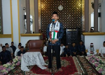 HUT PGRI, Ustadz Abdul Somad Ceramah Agama Di Mesjid Agung Ahmad Bakrie Kisaran