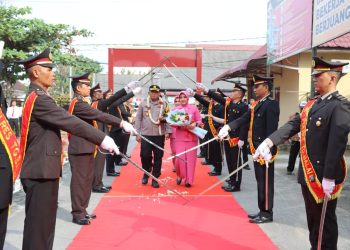 Polres Tanjungbalai Laksanakan Farewell and Welcome Parade Kapolres Lama dan Baru