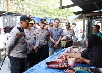 Kapolres Tanjungbalai Laksanakan Peninjauan Harga Sembako di Pasar