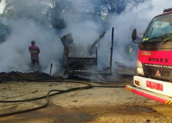 Rumah Milik Warga Pulau Rakyat Terbakar, Mobilnya Ikut Hangus