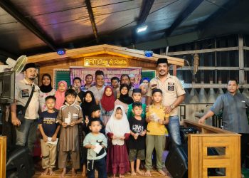 Ketua LPPAI Santuni Anak Yatim di Acara Buka Bersama IWO Asahan-Batubara