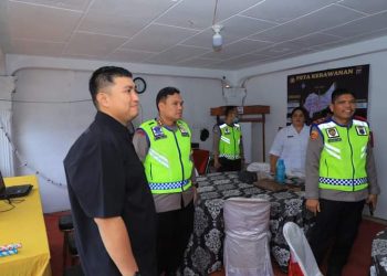 Bupati Labura bersama Kapolres Labuhanbatu Tinjau Pos Pam Lebaran