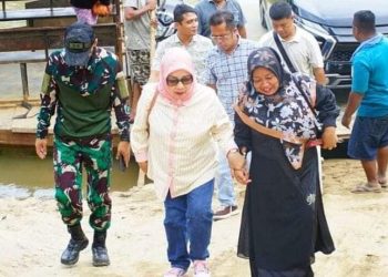 Plt Bupati Labuhanbatu Kunjungi Keluarga Korban Hanyut di Desa Tanjung Harapan