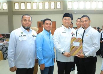 Bupati Lantik  Serahkan SK Pengangkatan PPPK Labura