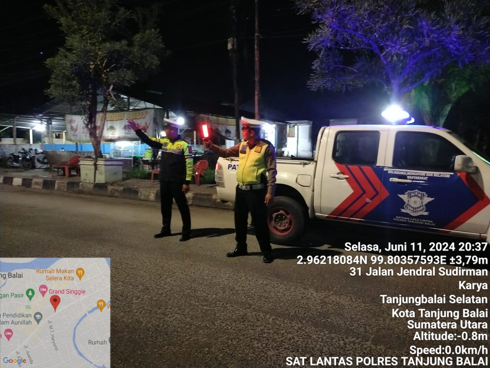 Personel Sat Lantas Polres Tanjungalai Patroli Blue Light
