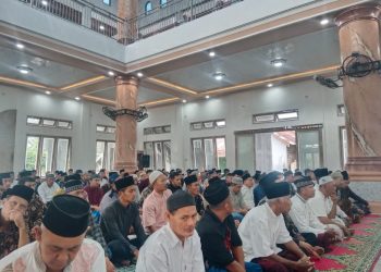 Ribuan Warga Ikuti Shalat Idul Adha di Masjid Besar Meranti