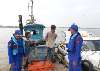 Satpol Airud Periksa Kapal Yang Memasuki Perairan Tanjungbalai
