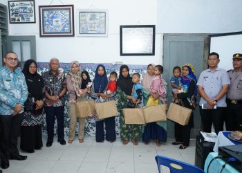 Kedua Kalinya, Bupati Asahan Serahkan Alat Kesehatan di UPTD Puskesmas Prapat Janji